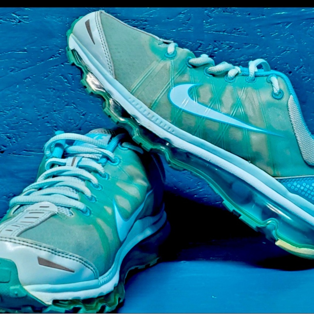 Nike Air Max Women size 9